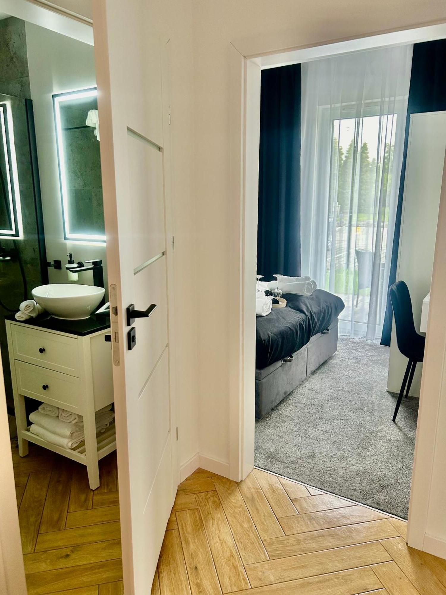 Ds Apartamenty Jasminowa Zator Exteriör bild