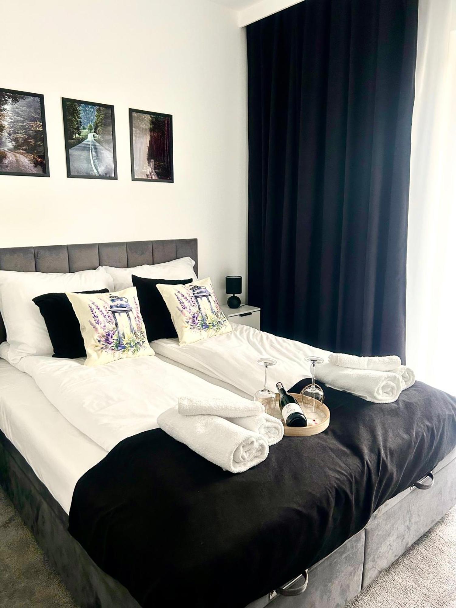 Ds Apartamenty Jasminowa Zator Exteriör bild